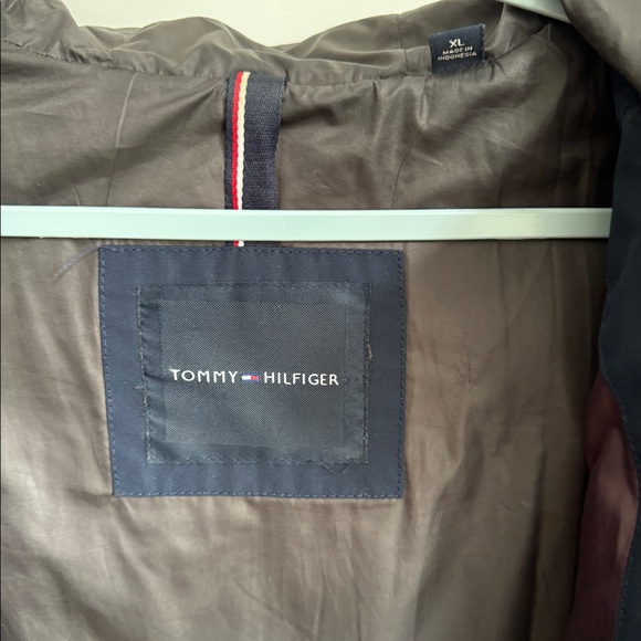ONLY USED ONCE: Tommy Hilfiger Hooded Parka - navy blue size XL - Picture 3 of 7